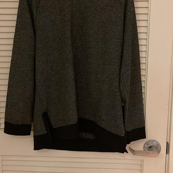 Yoga long sleeve shirt - Picture 2 of 5